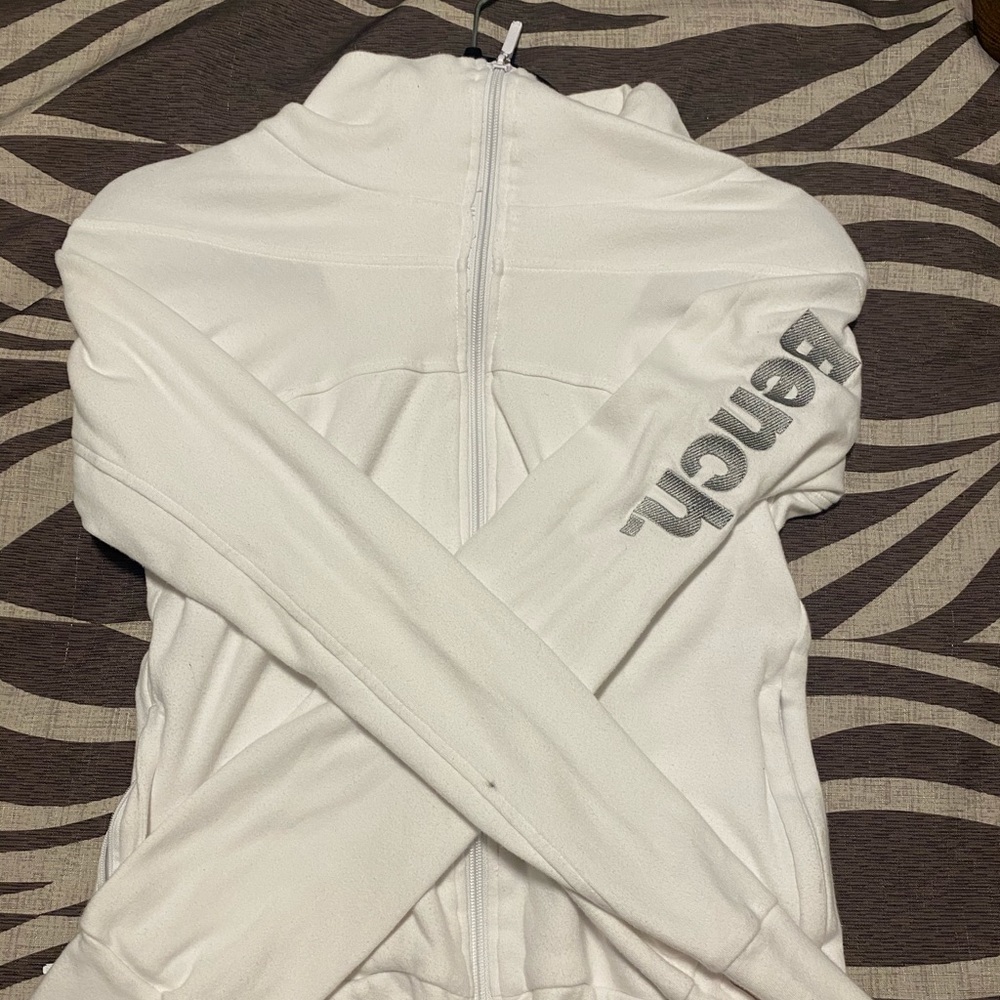 Bench zip-up sweater